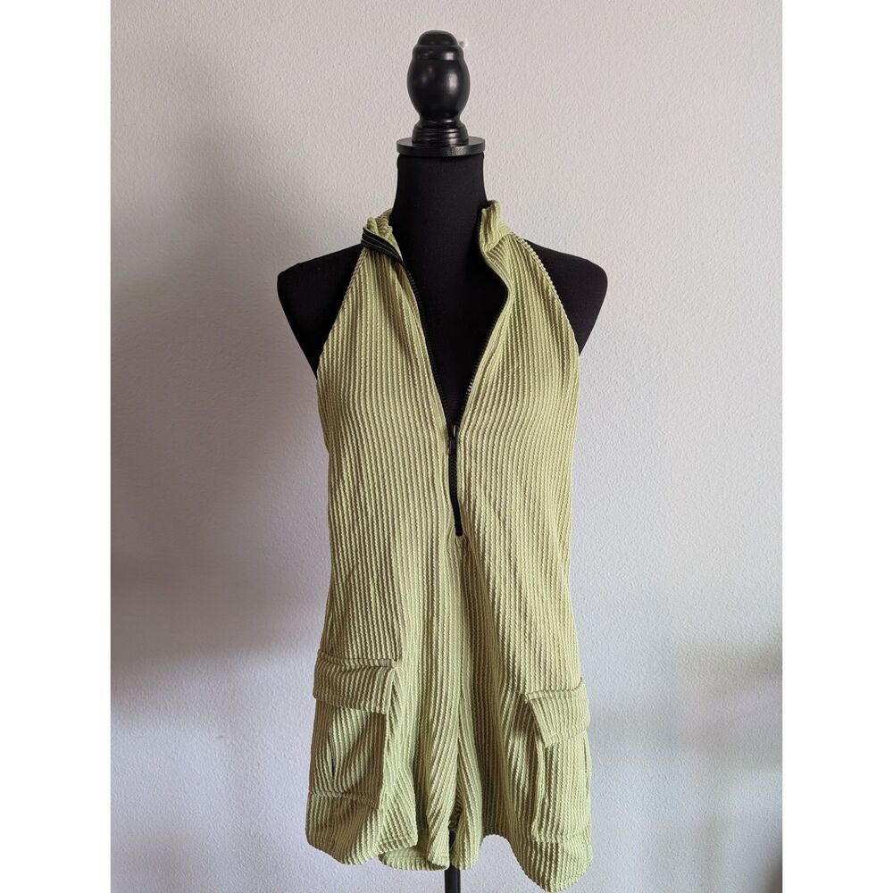 Unbranded Ribbed Halter Romper Women's XS Sage Green Quarter Zip Pocket